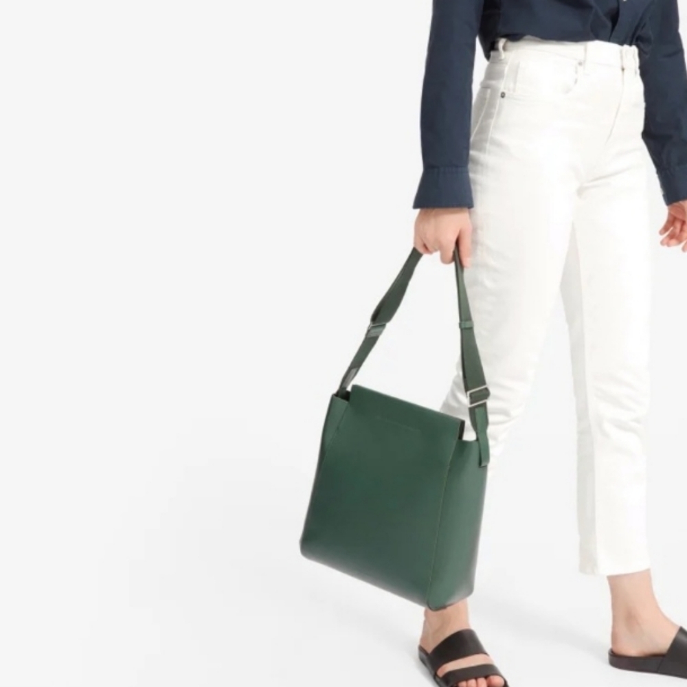 Dark green Everlane Form bag